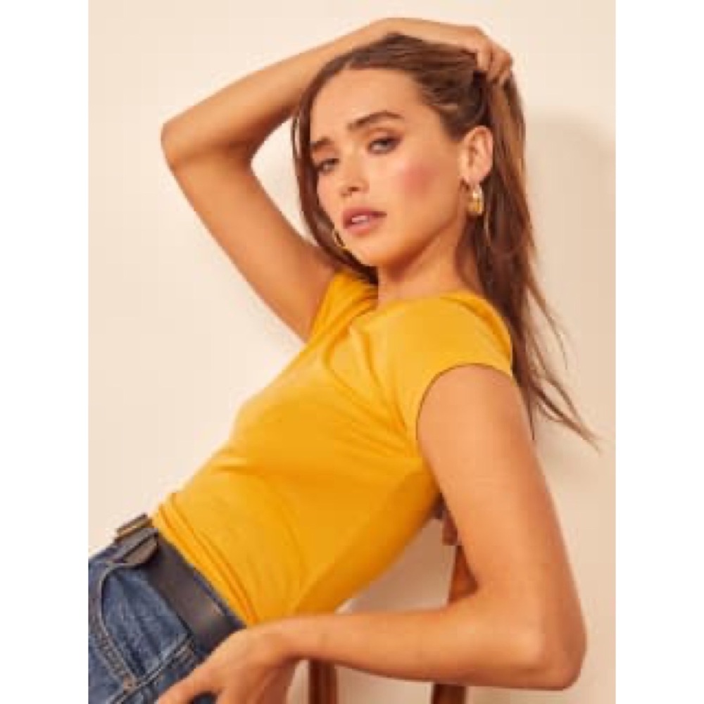 Reformation Alex Slim Tee in Ochre